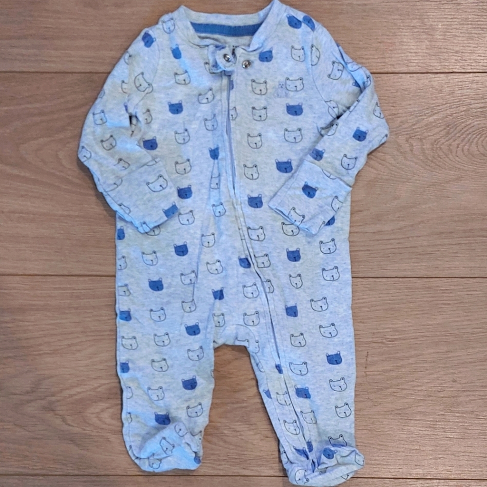 3/$30 BabyGAP Sleeper 0-3 months